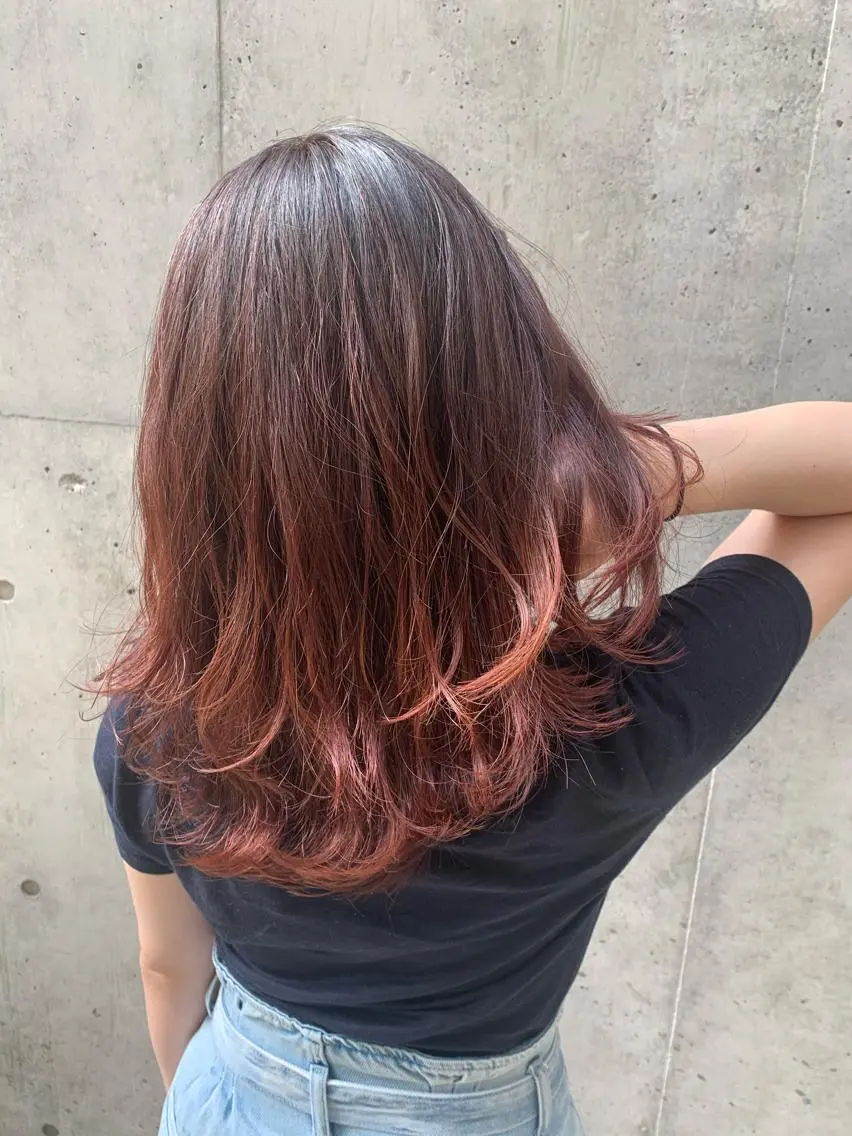 ミディアム カラー パーマ ヘアアレンジ 加藤 綾華のヘアスタイル