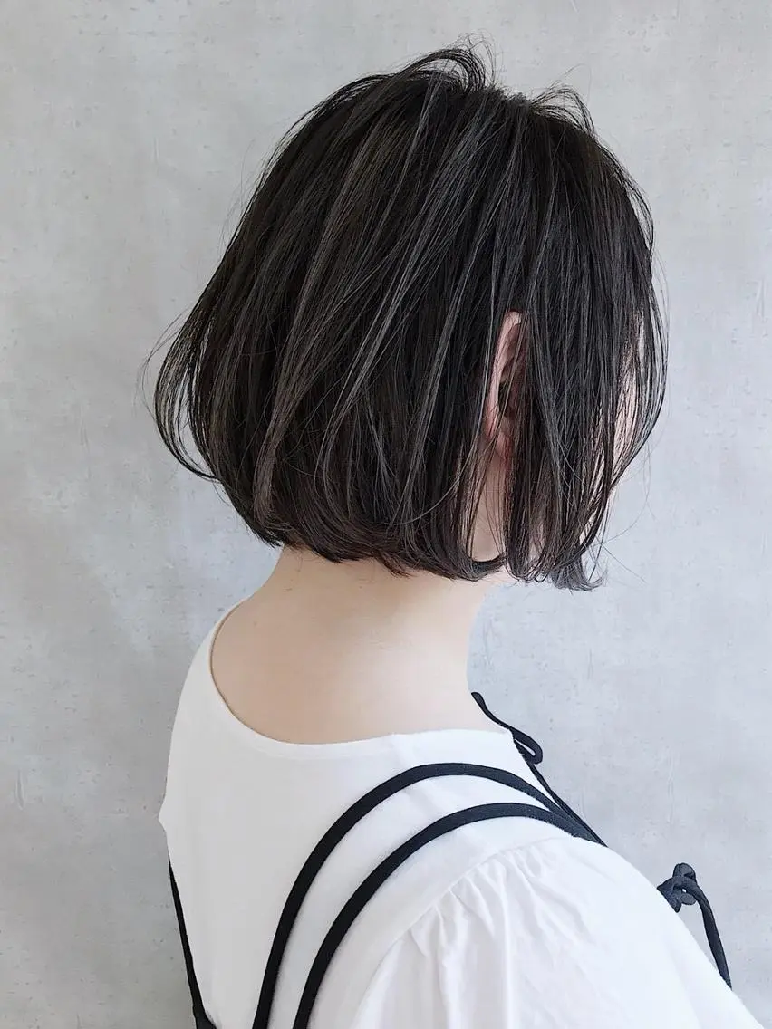 ショート カラー アディクシーカラー ブリーチ ケアブリーチ ダブルカラー ハイライトカラー MOU namba ムウナンバのヘアスタイル