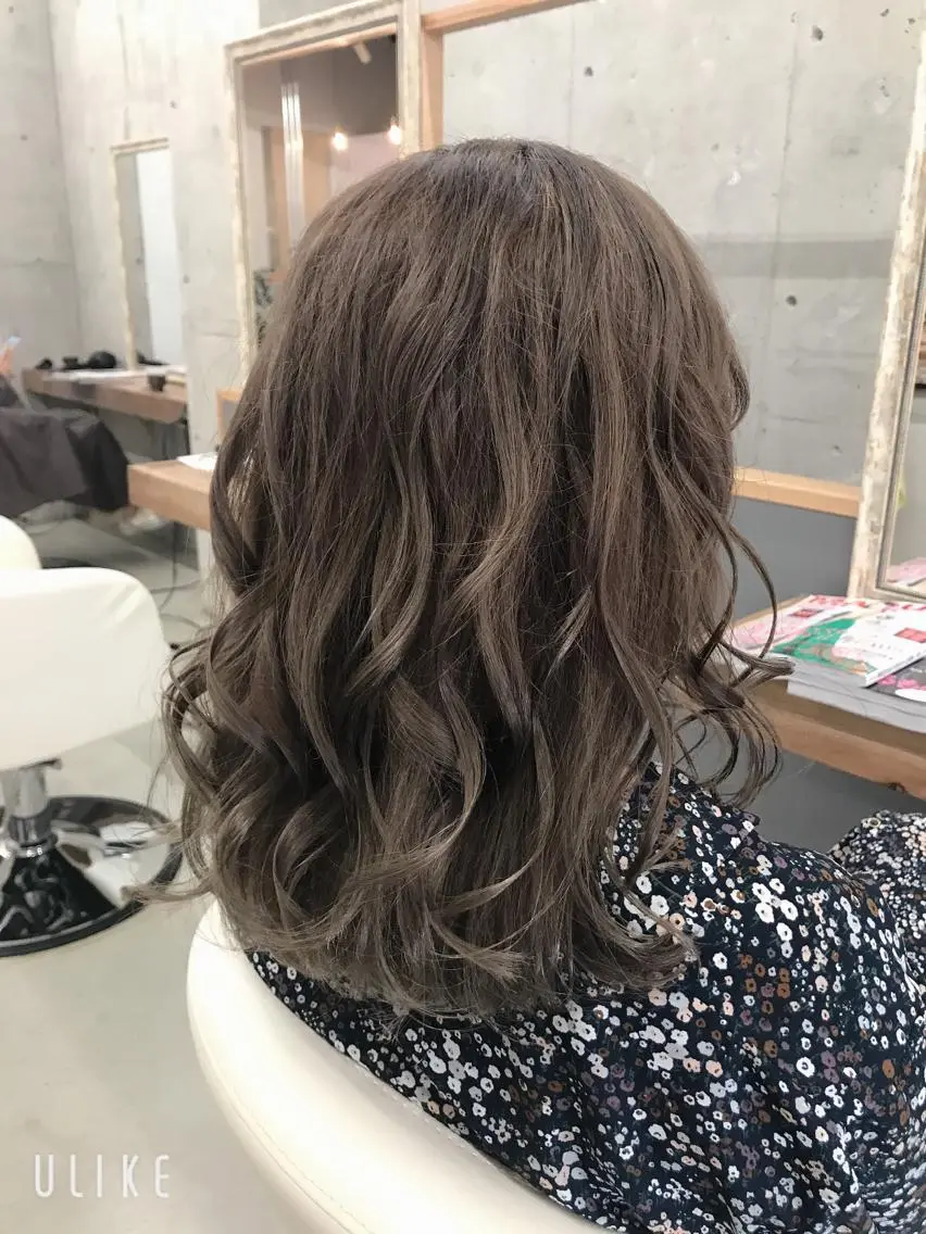 ミディアム 豊中駅3分eha レッスンモデルのヘアスタイル