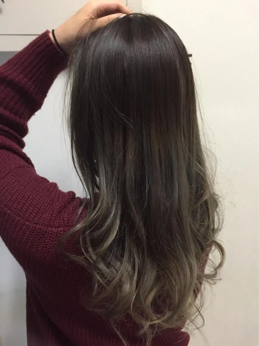 ロング カラー グラデーションカラー グレージュ 店長担当🌟 矢吹ガブリエル🌟のヘアスタイル