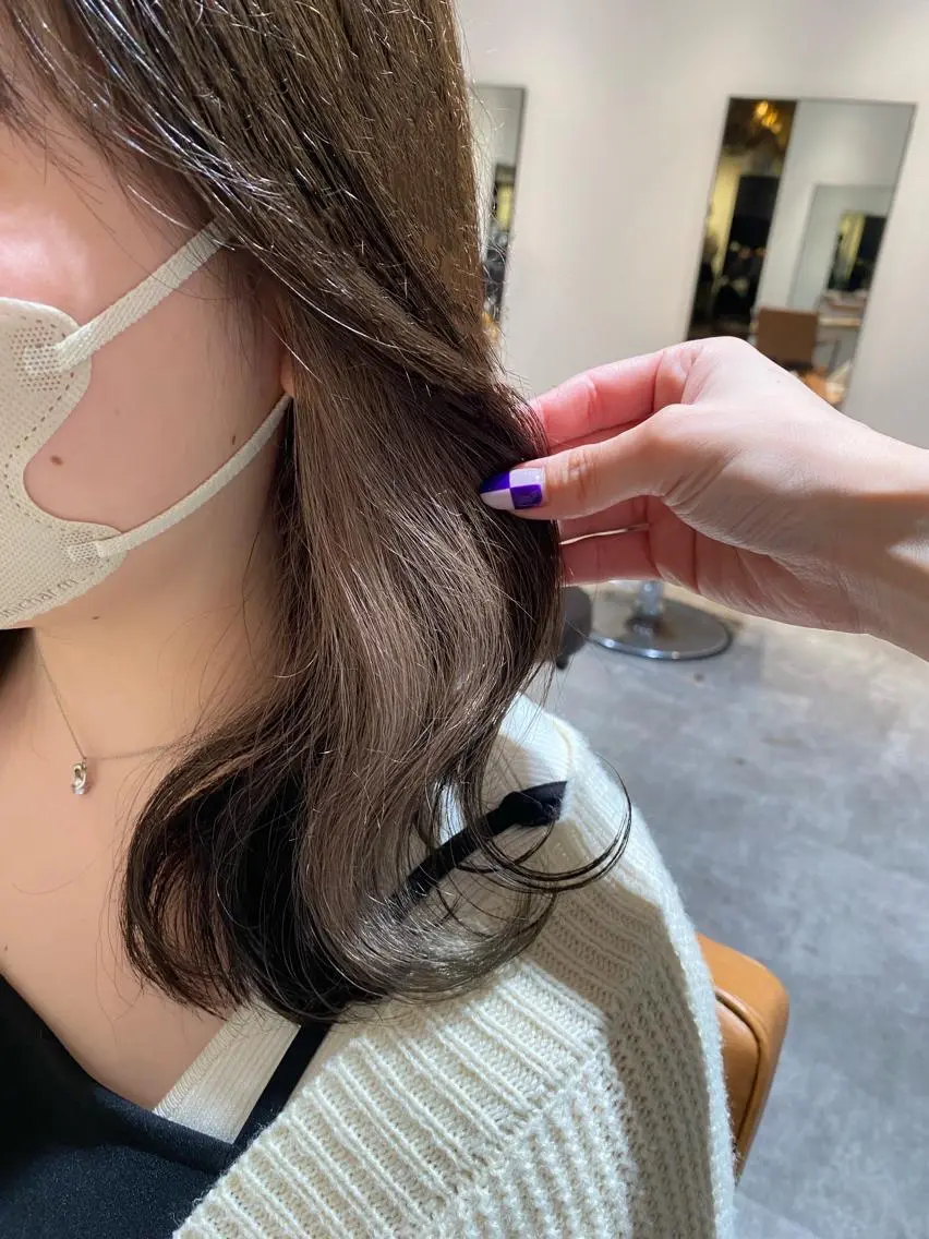 セミロング カラー ベージュカラー グレージュ ホワイトベージュ カット ヘアカラー オスズ 🎀´-のヘアスタイル