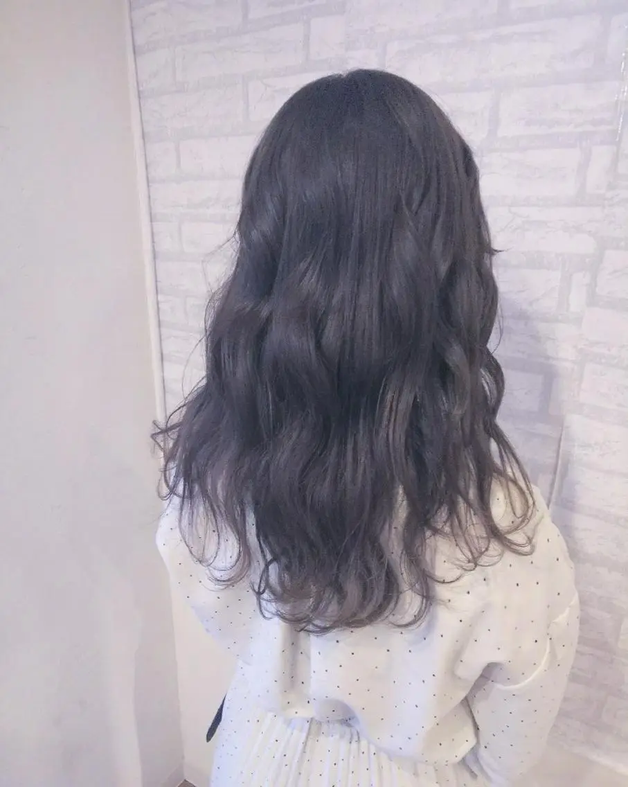 セミロング カラー アッシュ アッシュグレー アッシュグレージュ グレージュ RU RIのヘアスタイル