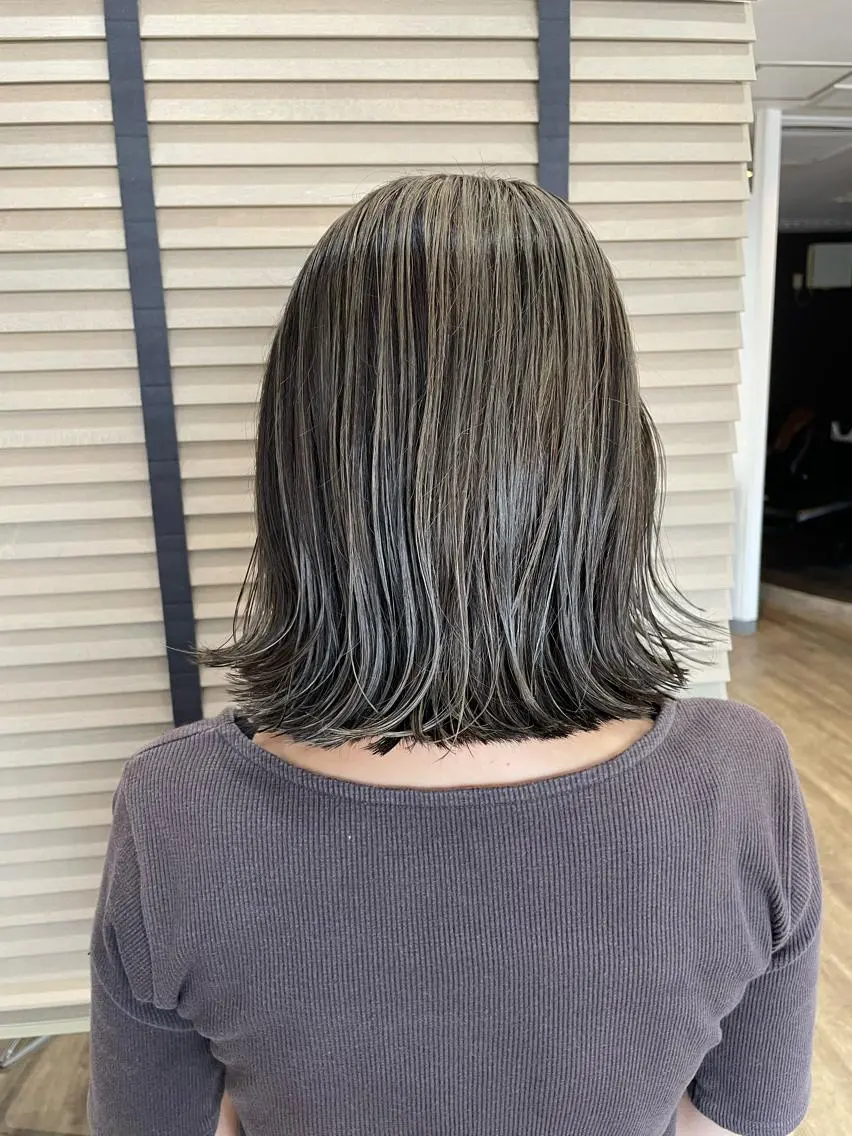 カラー 佐々木 浩之のヘアスタイル