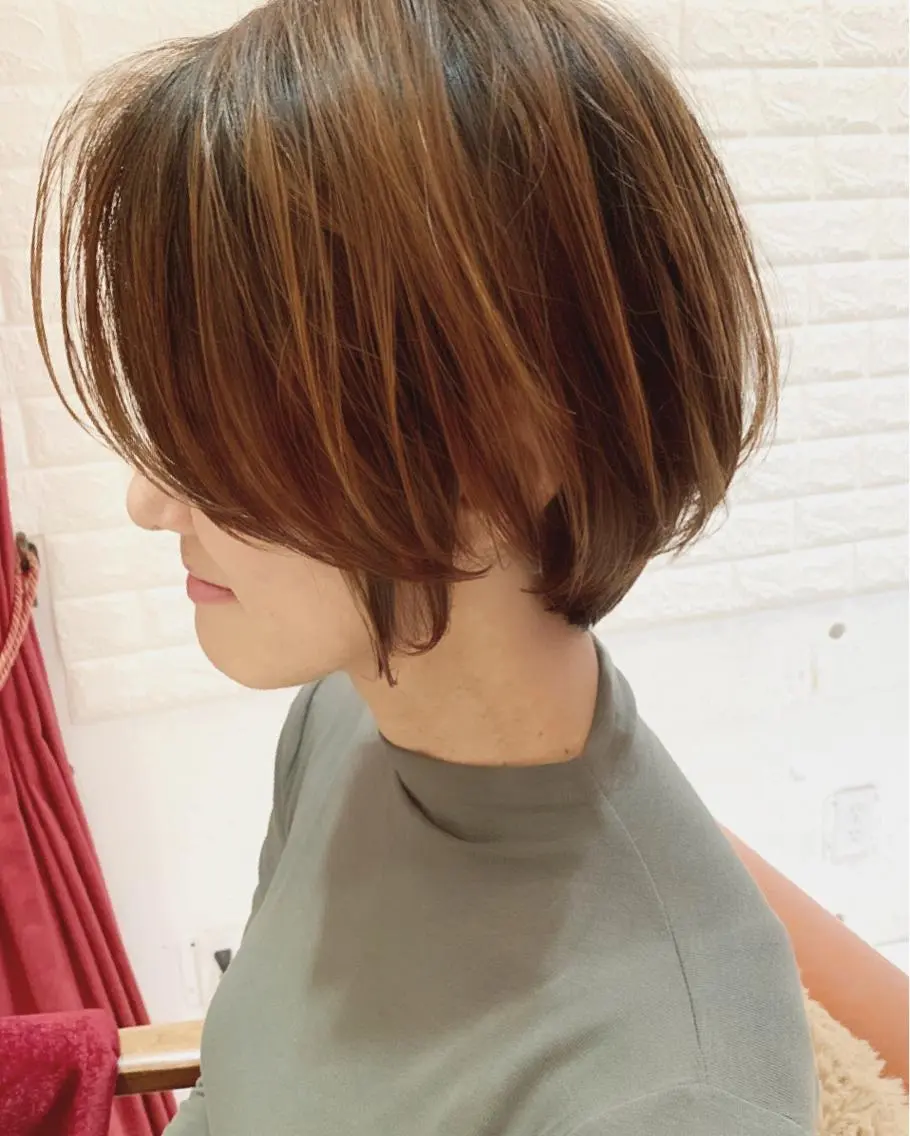 ショート カラー 大人女性ショート専門 tomodaのヘアスタイル