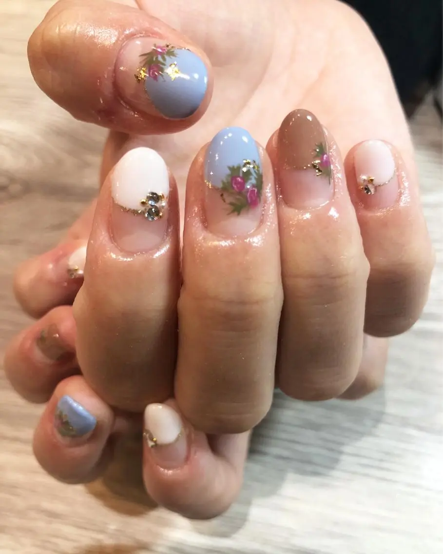 ネイル フレンチネイル 🎀AYAKO 🎀中韓ネイルのネイルデザイン