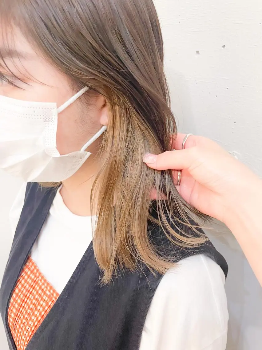 ミディアム カラー ベージュカラー フォギーベージュ インナーカラー ヘアカラー ✨カラー支持No.1 🧸ワキ カナコ🧸のヘアスタイル