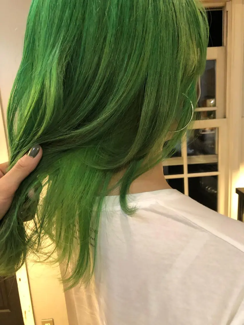 セミロング カラー eri kinjoのヘアスタイル