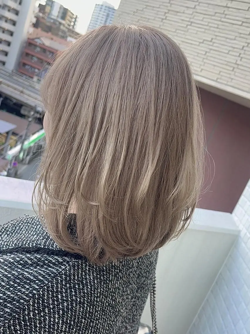 ミディアム カラー ブリーチ ダブルカラー ✨【公式】 juhl.横浜✨のヘアスタイル