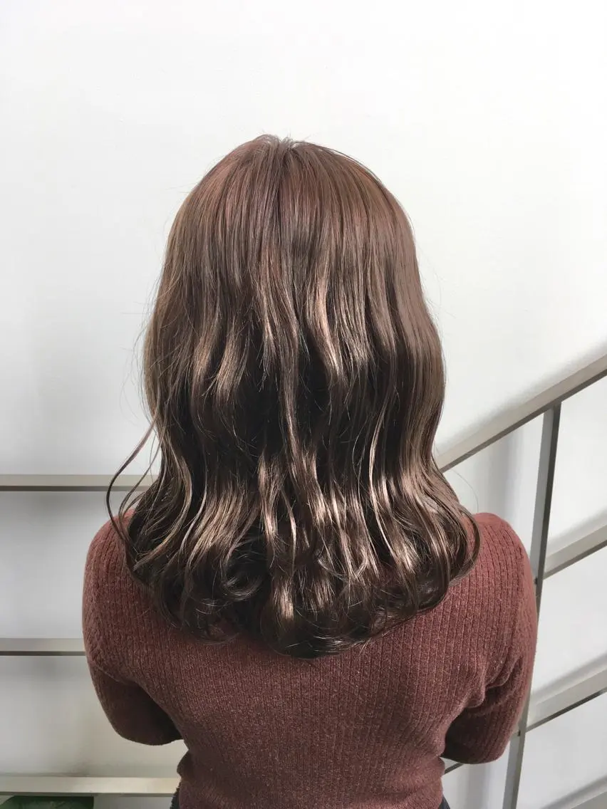 ミディアム カラー ベージュカラー ヘアカラー トリートメント ヘアセット yoshi ☆のヘアスタイル