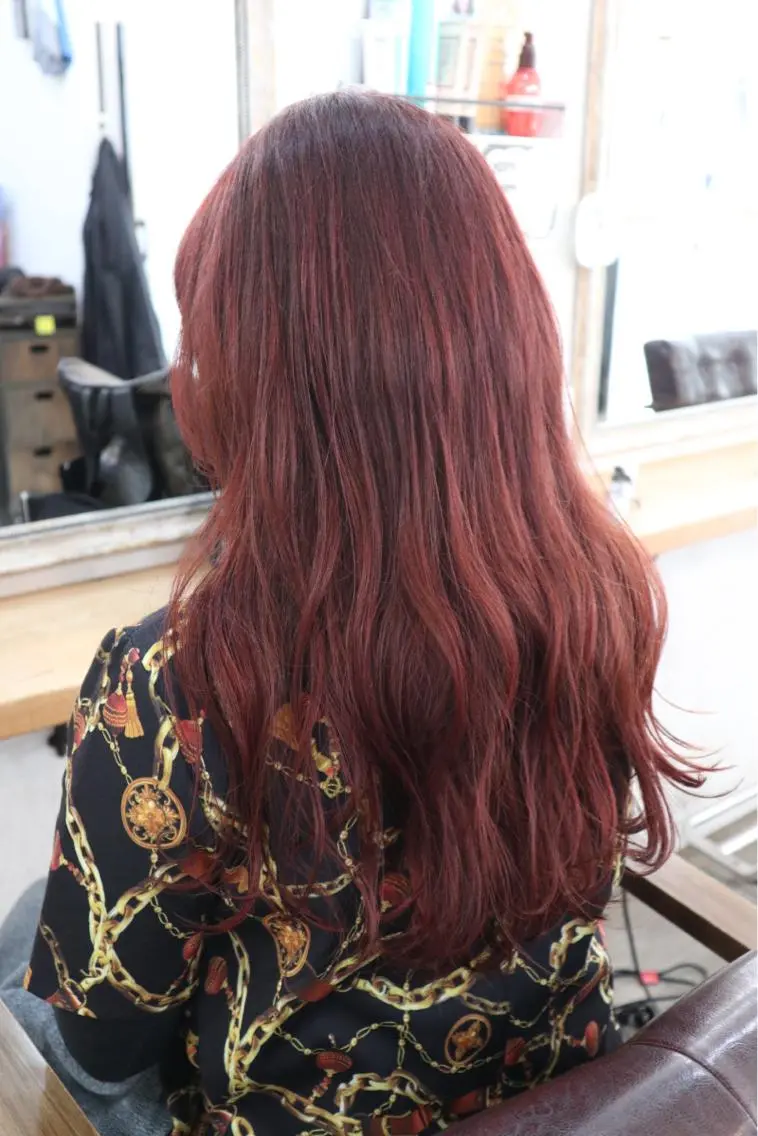 ロング カラー イルミナカラー 西村 ようこのヘアスタイル