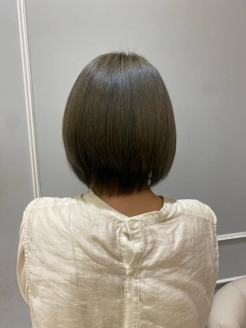 ショート 美髪矯正透明感カラー 江川　和輝のヘアスタイル