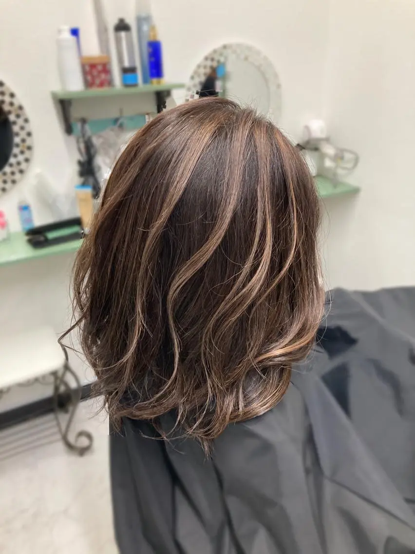 ミディアム カラー パーマ ヘアアレンジ ハイライトカラー ハイライト 髪質改善✧︎カラー 💎AIM【アイム】のヘアスタイル