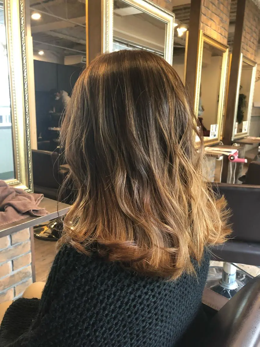 セミロング レイヤーカット 美髪・艶髪特化美容師 RYOJIのヘアスタイル