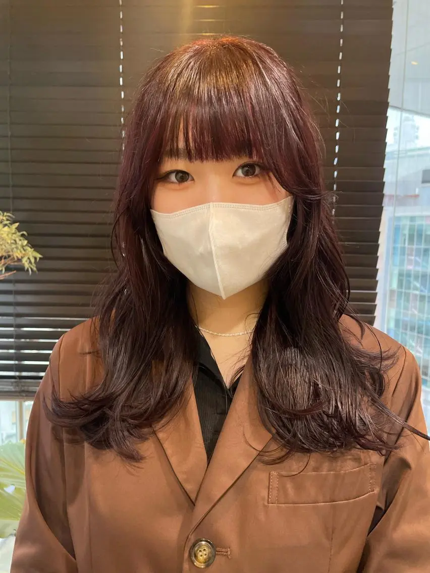 ミディアム カラー ボルドーカラー カット ヘアカラー パーマ トリートメント レイヤー/似合わせ TAKUYAのヘアスタイル