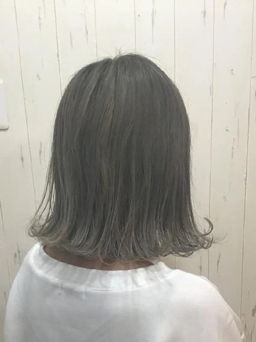 ミディアム カラー ブリーチ ヘアカラー&縮毛矯正 STAR☆RIVERのヘアスタイル