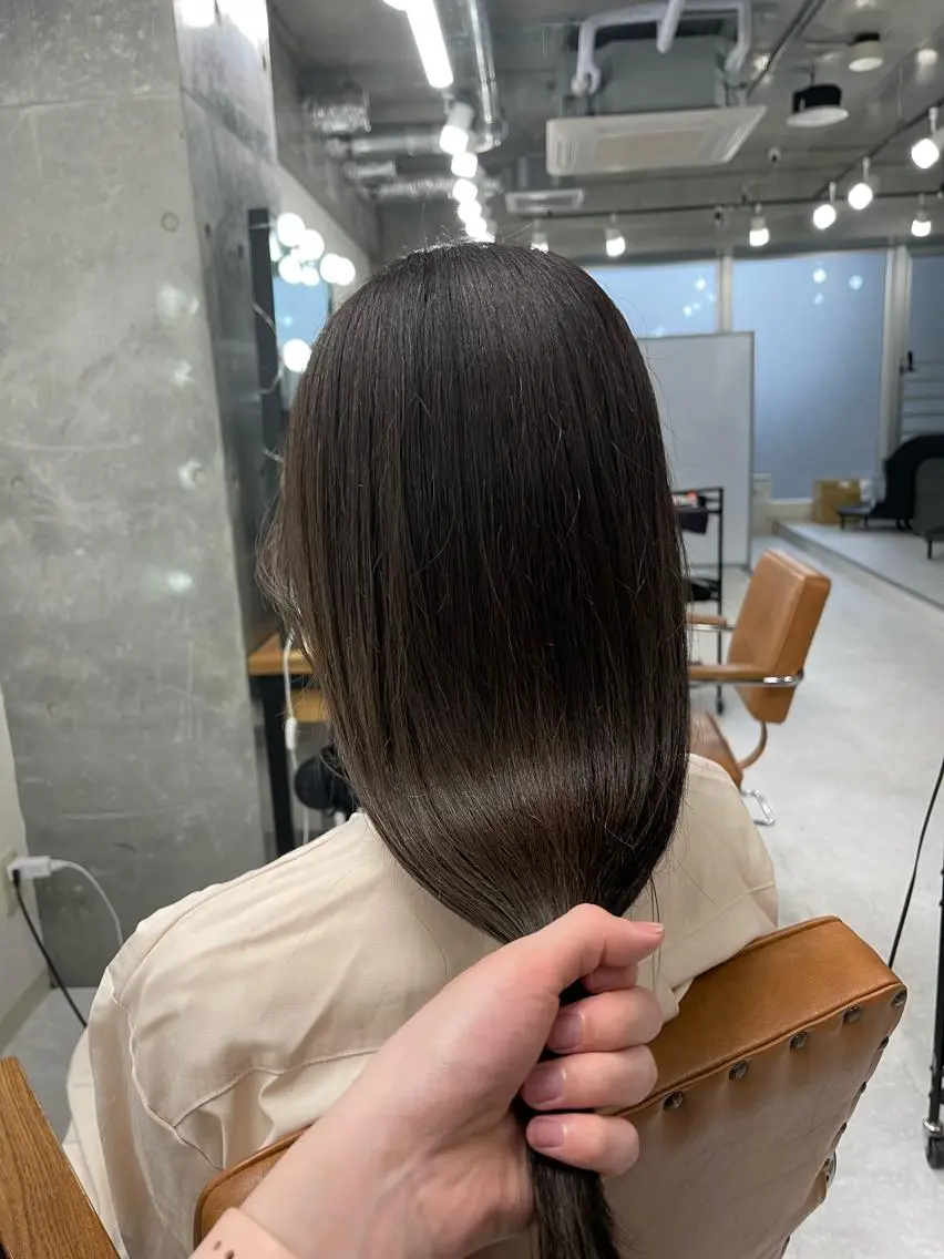 ロング バレイヤージュ特化/ アキラのヘアスタイル