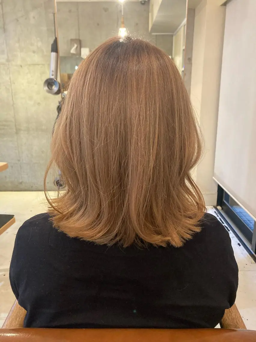 ミディアム ミディアムパーマ ボブ ハイライト 姫カット おくれ毛 ✂︎岡根 京花✂︎のヘアスタイル
