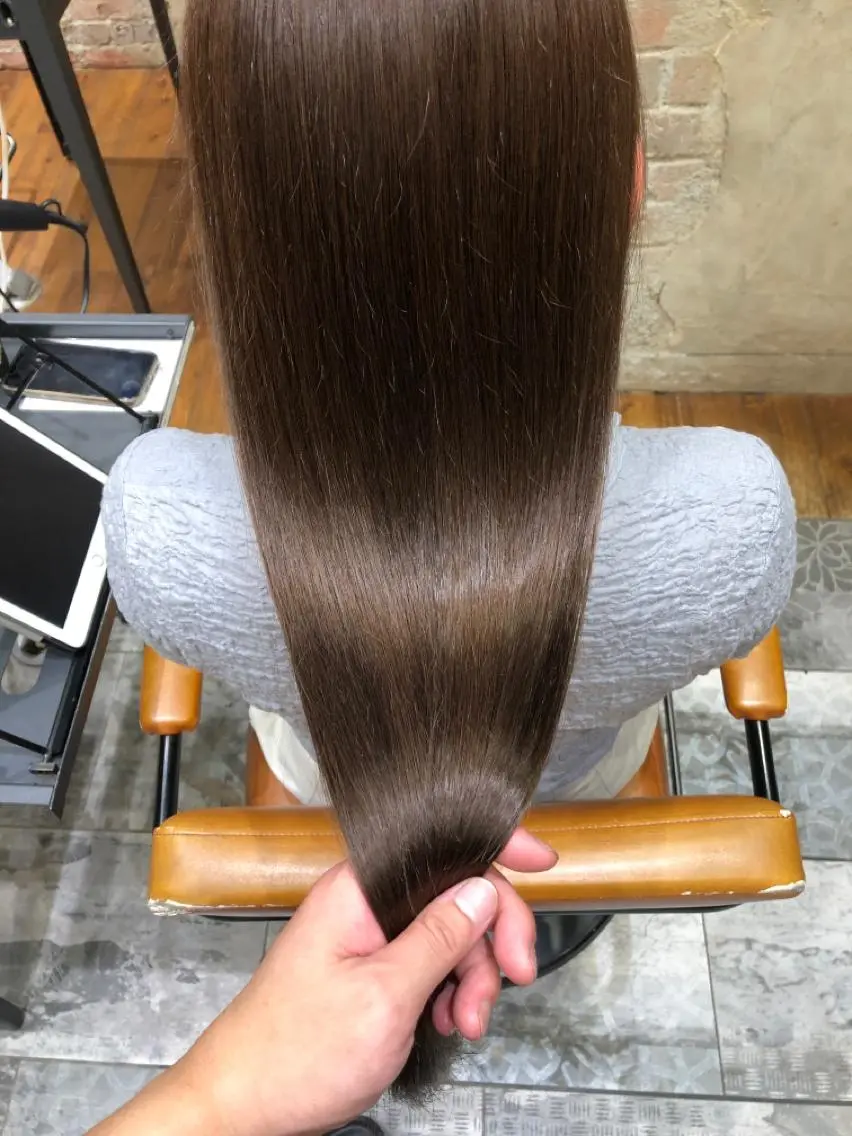 ロング カラー パーマ バレイヤージュ ブリーチ ケアブリーチ ダブルカラー ハイライトカラー カット ヘアカラー 縮毛矯正 トリートメント 銀座✨レイヤーカット 顔まわり/坂本亜裟海のヘアスタイル