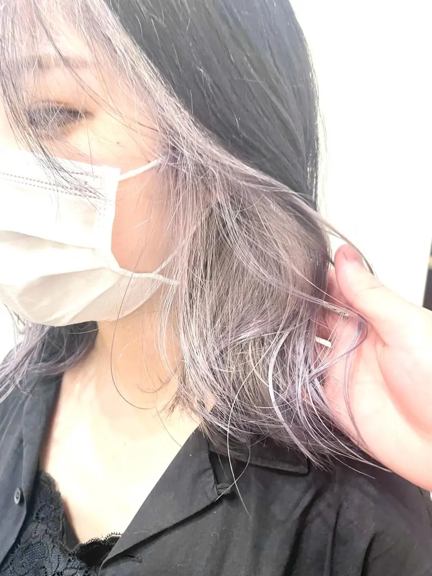 ミディアム カラー ミストバング  フェイスフレーミング ラベンダーカラー カット ヘアカラー トリートメント ダメージレスブリーチ HIROSHIのヘアスタイル