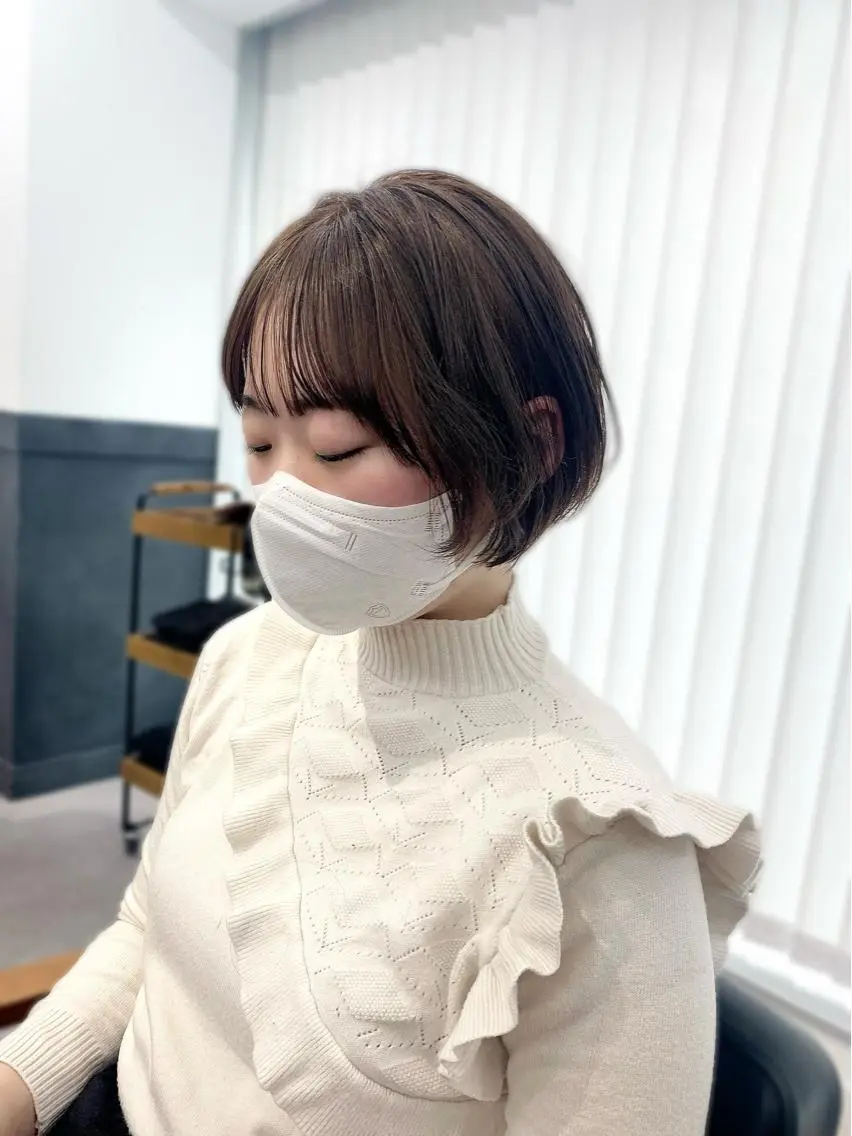 セミロング カラー パーマ ヘアアレンジ メンズ キッズ ネイル マツエク・マツパ アイブロウ レイヤーカット／ 巻ける縮毛矯正のヘアスタイル