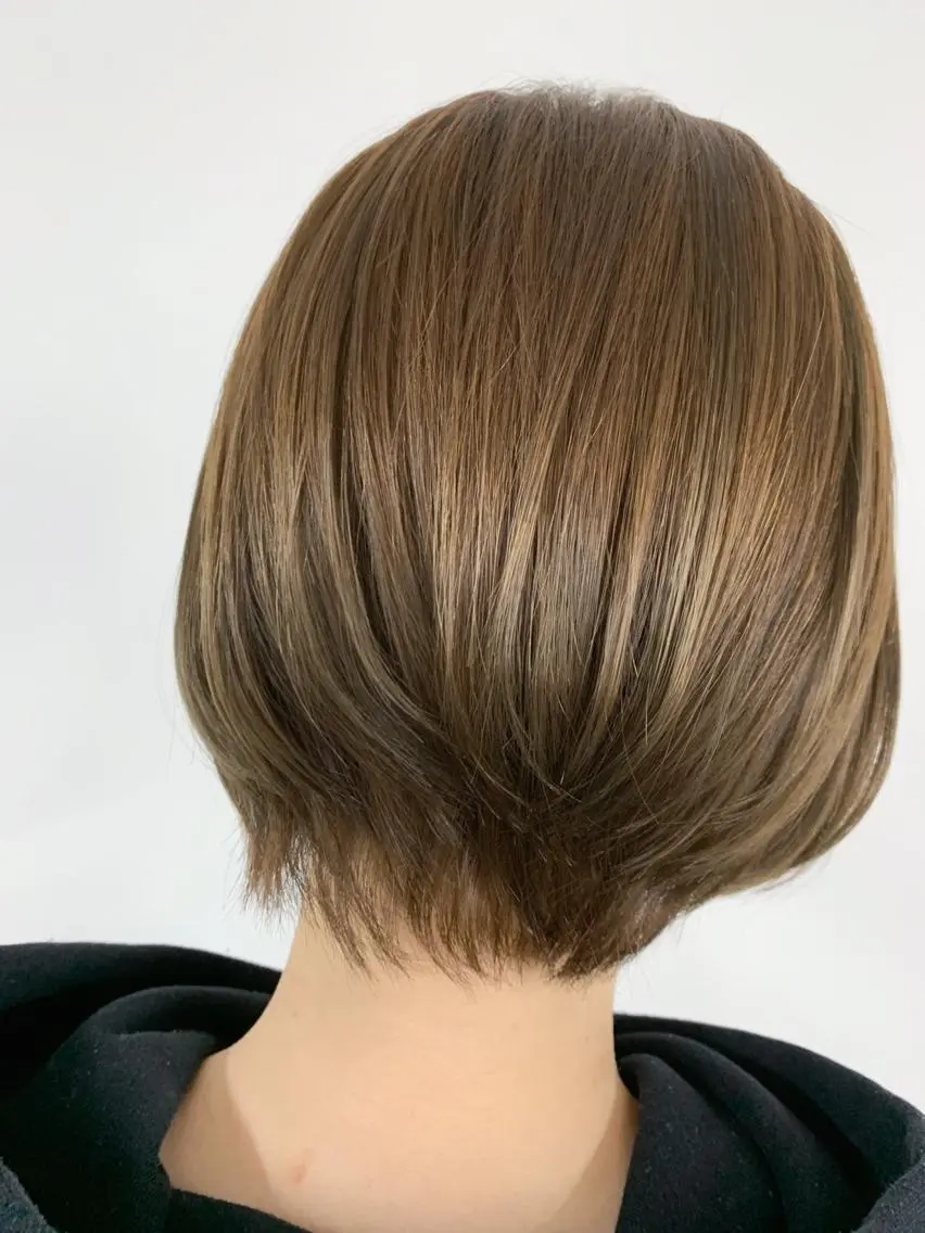 ショート ヘアカラー 🥇近藤 恭輔🥇 Recharme新保のヘアスタイル