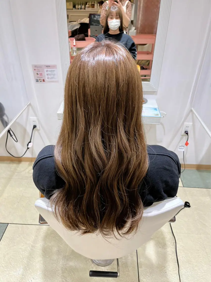 ロング カラー バレイヤージュ ブリーチ ケアブリーチ 透明感カラー デザインカラー カット ヘアカラー トリートメント レイヤー/ブリーチ/ 渋谷/ルル🌿のヘアスタイル