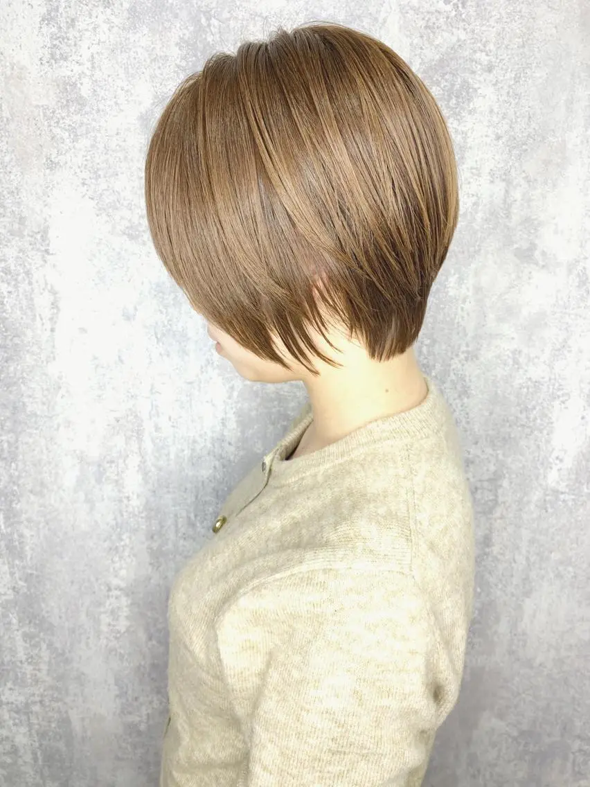 ショート カラー パーマ ヘアアレンジ メンズ ネイル メンズバレイヤージュ メンズハイライト アッシュ バレイヤージュ デザインカラー Zina福岡天神🪞 髪質改善🪞レイヤーのヘアスタイル
