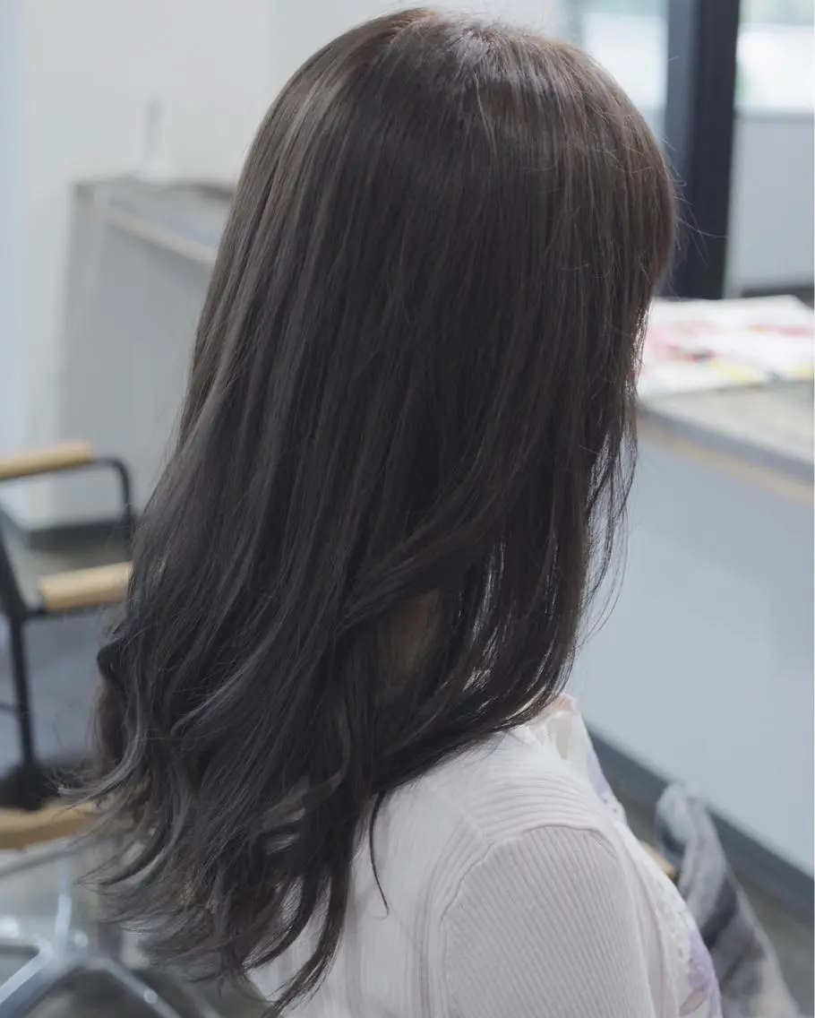 ショート ミディアム セミロング ロング カラー パーマ ヘアアレンジ メンズ キッズ ブルーカラー ブルージュ 外国人風カラー クセ毛お悩みの方 四宮桂佑のヘアスタイル