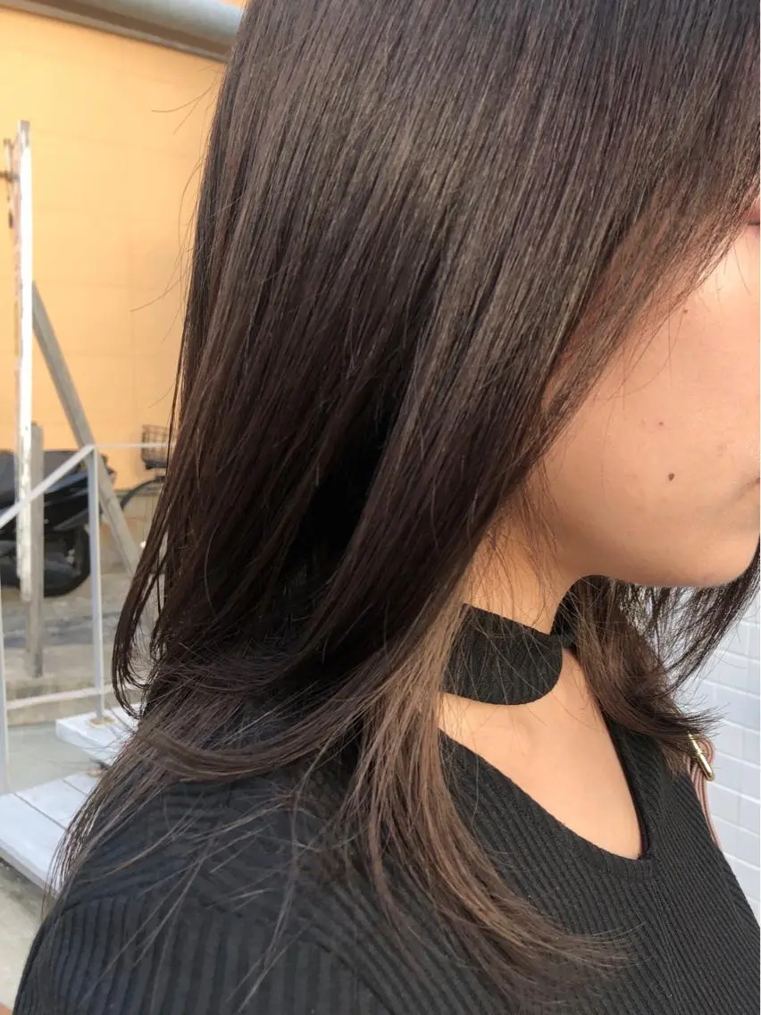 カラー white.梅田 デザインカラー🦄のヘアスタイル