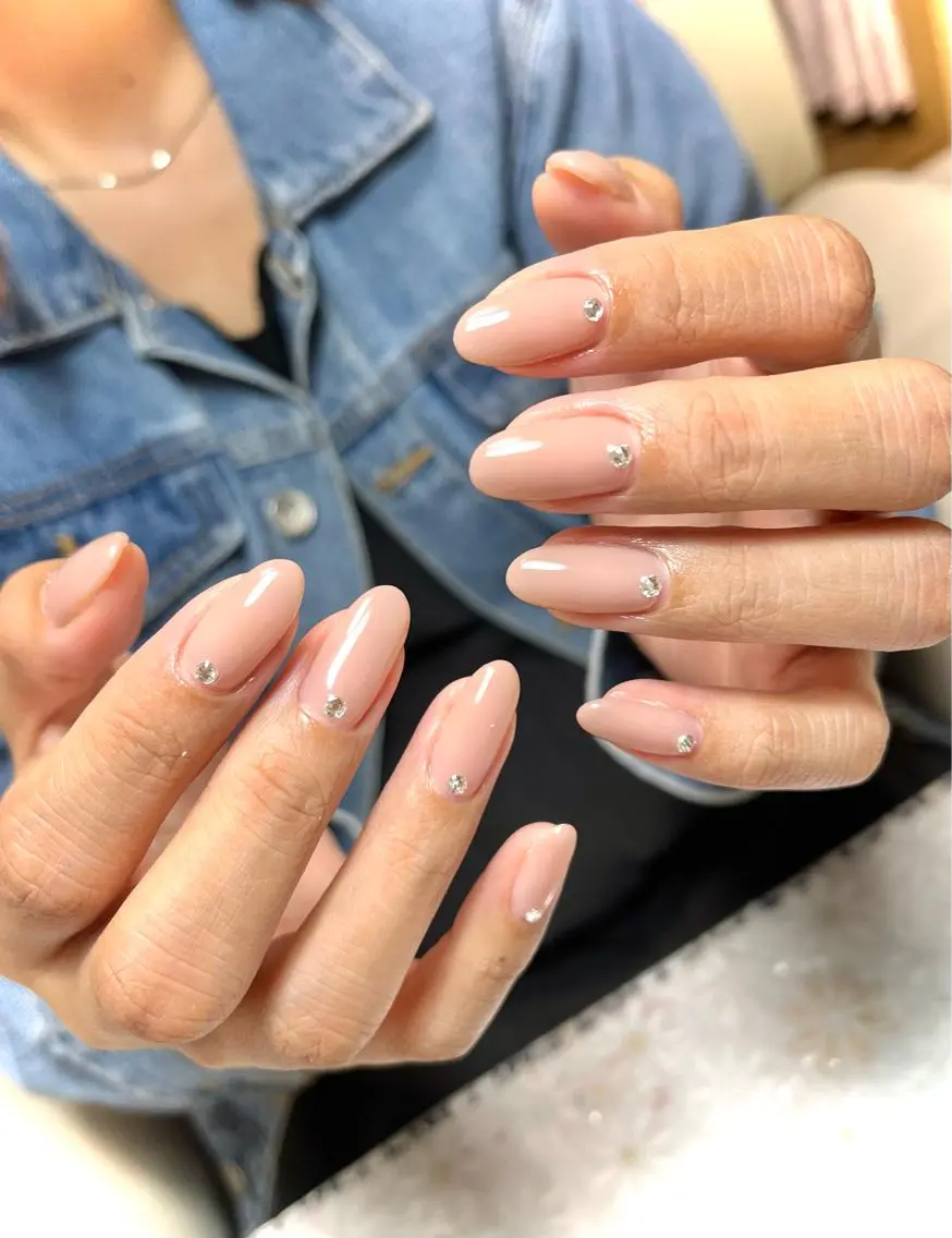 ネイル ジェルネイル キラキラネイル 韓国ネイル パラジェル ワンホンネイル nails' it...のネイルデザイン