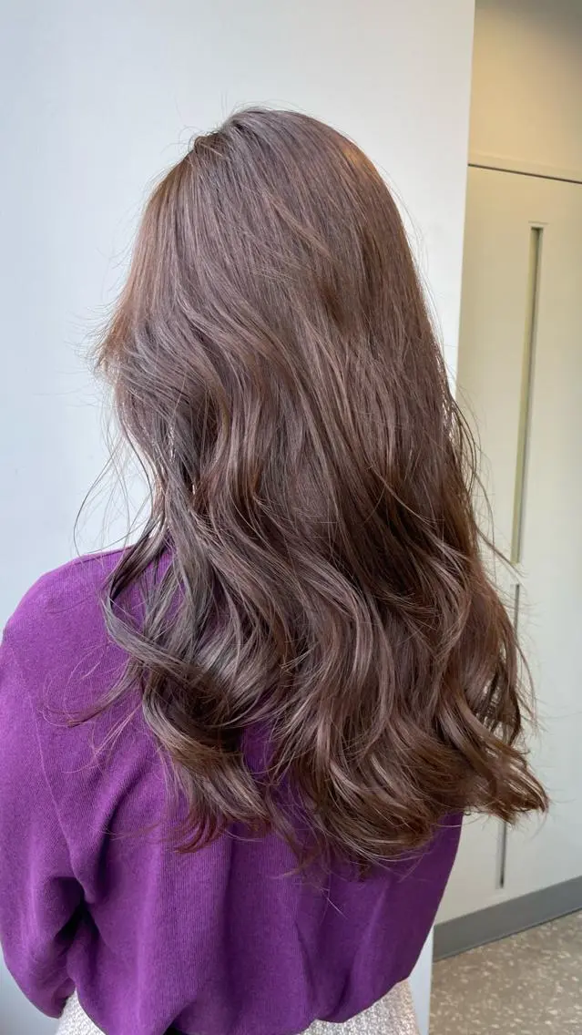 ロング カラー イルミナカラー トリートメント モデルさん募集中IT byALBUM八王子のヘアスタイル