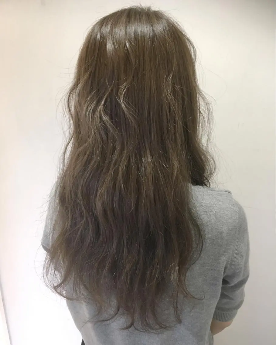 セミロング カラー ブリーチ 透明感カラー ハイライトカラー ブリーチなしカラー ハイライト 永井 大希のヘアスタイル