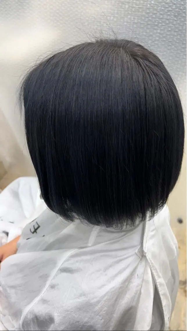 カラー 黒髪 ブルーカラー ブルーブラック 二宮 光広/似合わせカットのヘアスタイル