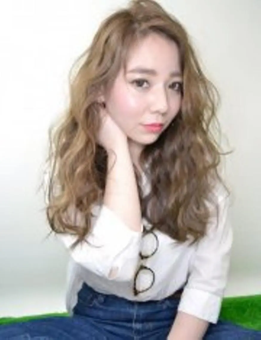 カラー マツエク・マツパ 二度見される艶髪職人 /美髪矯正のプロ木崎のヘアスタイル