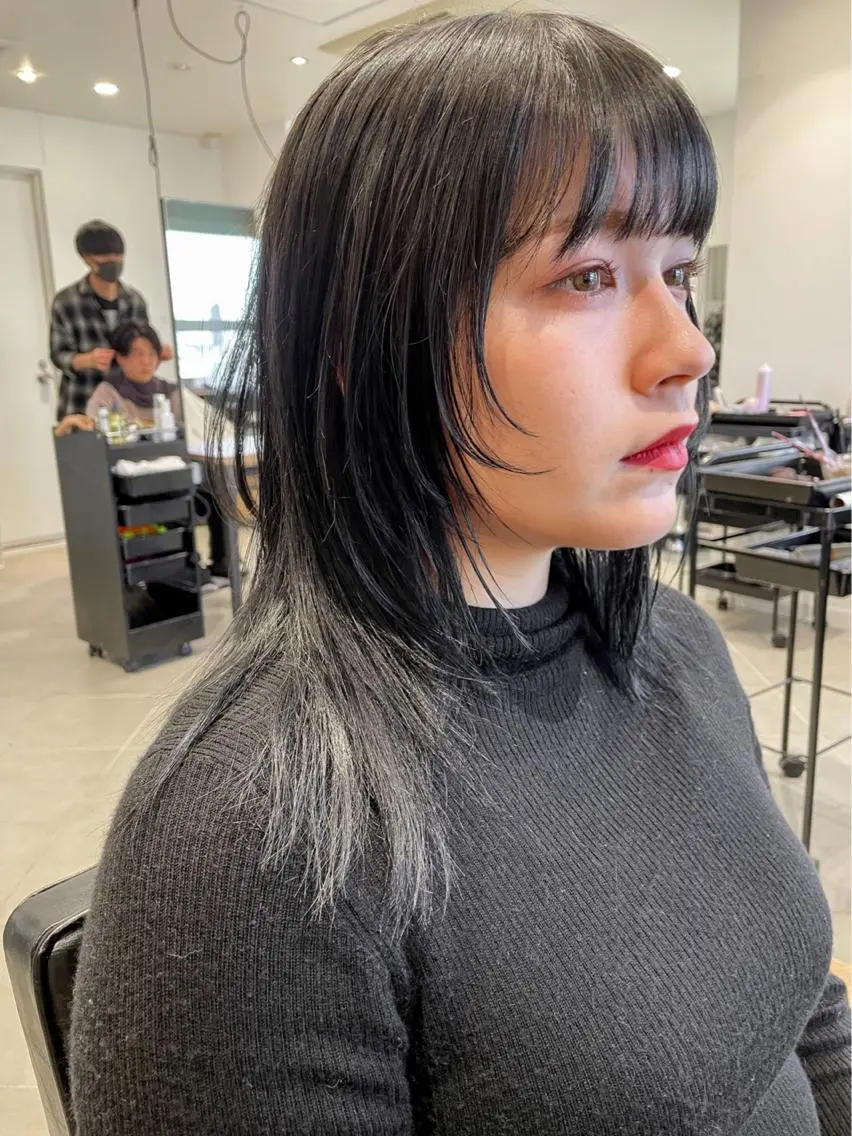 ミディアム カラー レイヤーカット ウルフカット カット ヘアカラー トリートメント 村上雅人 ナチュラルモードのヘアスタイル