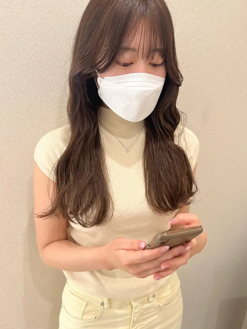 セミロング カラー エギョモリ 外国人対応 佐久間のヘアスタイル
