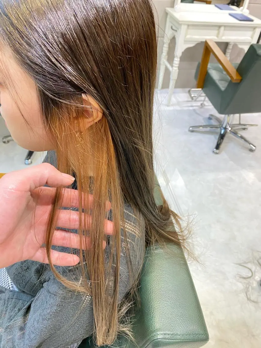 ミディアム カラー ヘアアレンジ インナーカラー モテ髪透明感❤️ デイズヘアカラーのヘアスタイル