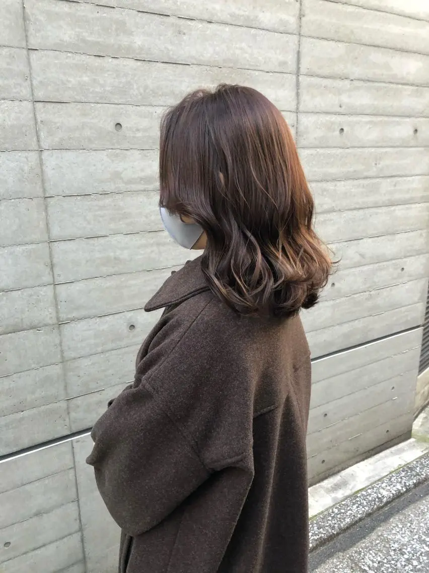 ミディアム カット ヘアカラー トリートメント ✨色持ちの良い艶 カラー✨蟹江真世のヘアスタイル