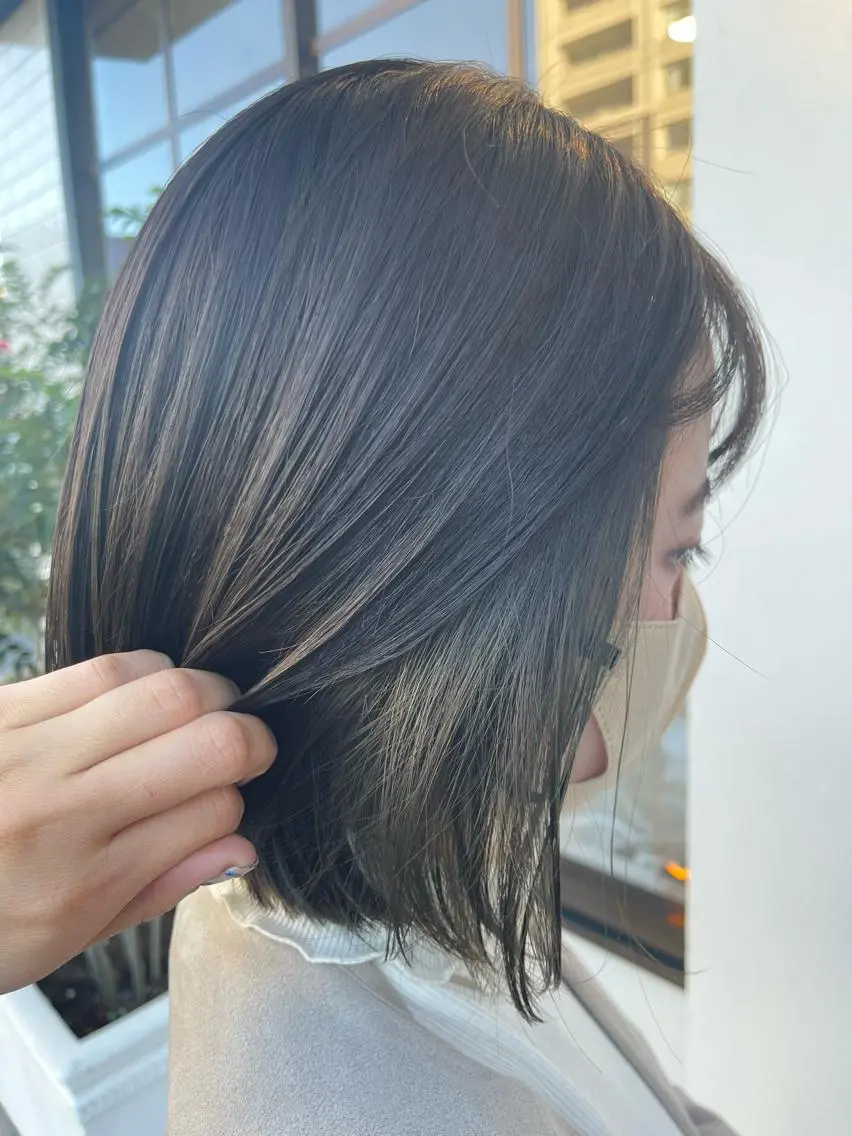 ショート 由比藤理子 ブリーチカラー🌈のヘアスタイル