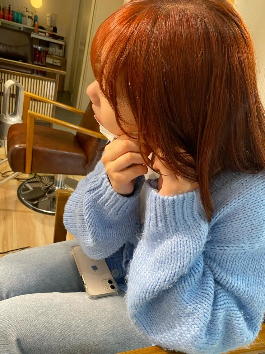 ロング カラー ブリーチ ハイトーンカラー ハイトーンオレンジ ブリーチなしカラー オレンジ ヘアカラー トリートメント 艶カラー、パーマ 祥一朗 WAWAのヘアスタイル