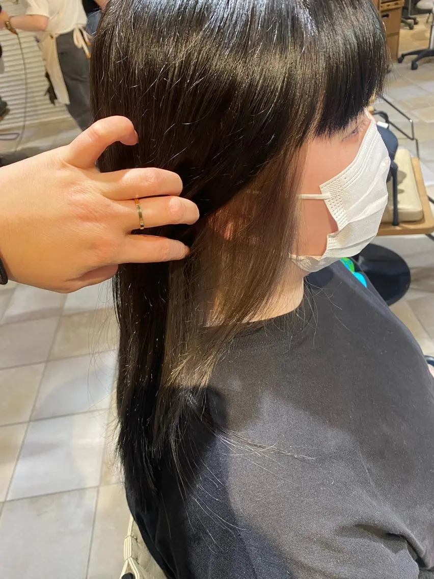 セミロング カラー ベージュカラー ヘアカラー 【ROA】 MISUZU✨のヘアスタイル