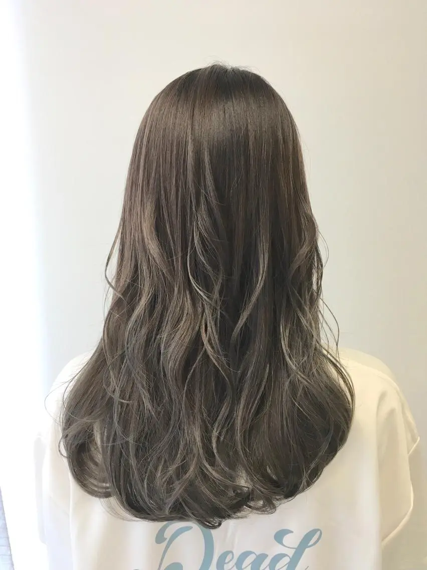 ロング カラー グレージュ ヘアカラー トリートメント ヘアセット yoshi ☆のヘアスタイル