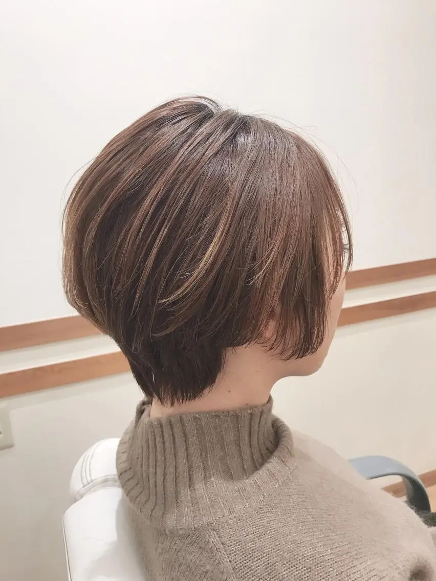 ショート カラー アザマ　ヤスカツ _rosso 川口のヘアスタイル