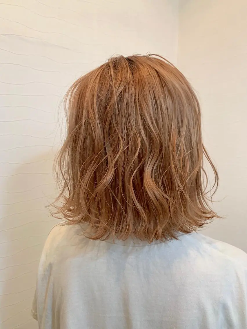 ミディアム 小川 美咲のヘアスタイル