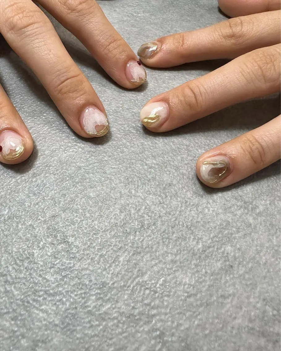 ネイル ハンドネイル フットネイル kiii.__ ✴︎*のネイルデザイン