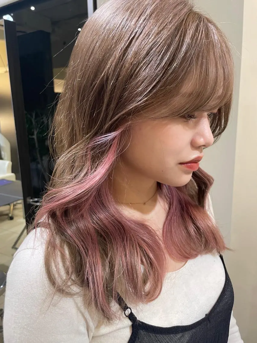 ロング カラー インナーカラー 🩵アンブレラカラー 髪質改善 丸尾】のヘアスタイル