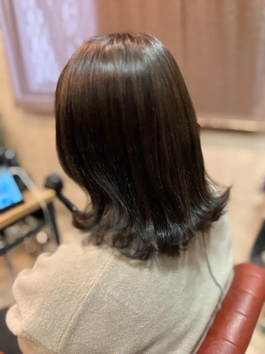 セミロング カラー カット ヘアカラー トリートメント ERIKO Tのヘアスタイル