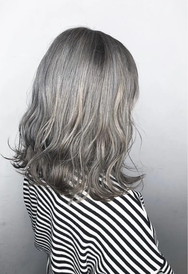 ミディアム カラー ヘアカラー MASAYUKI/ ブリーチのヘアスタイル