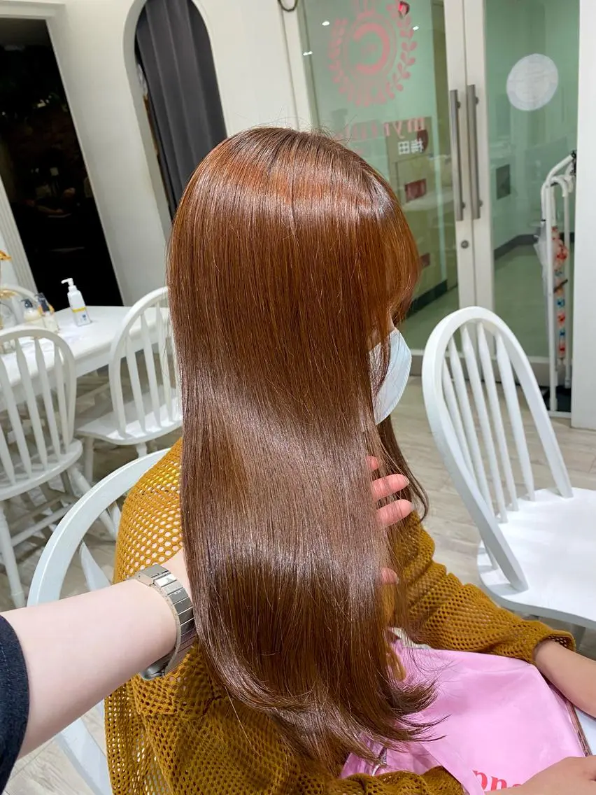 カラー ブリーチ ブラウンカラー ブリーチなしカラー オレンジ オレンジブラウン カット ヘアカラー 縮毛矯正 トリートメント 暖色カラー✨️ 門内 梨真のヘアスタイル