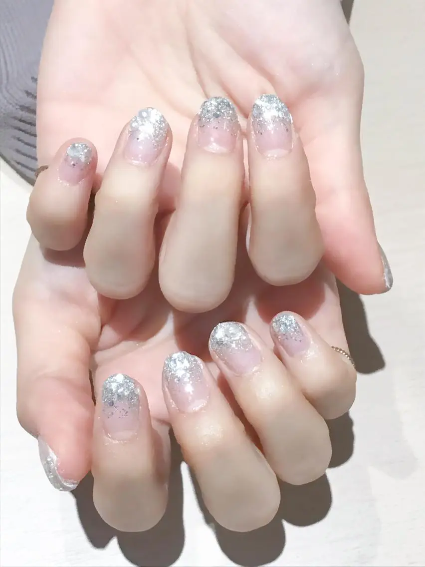 ネイル カジュアル ジェルネイル グラデーション キラキラネイル ラメ(グリッター) Nyanco Nailのネイルデザイン